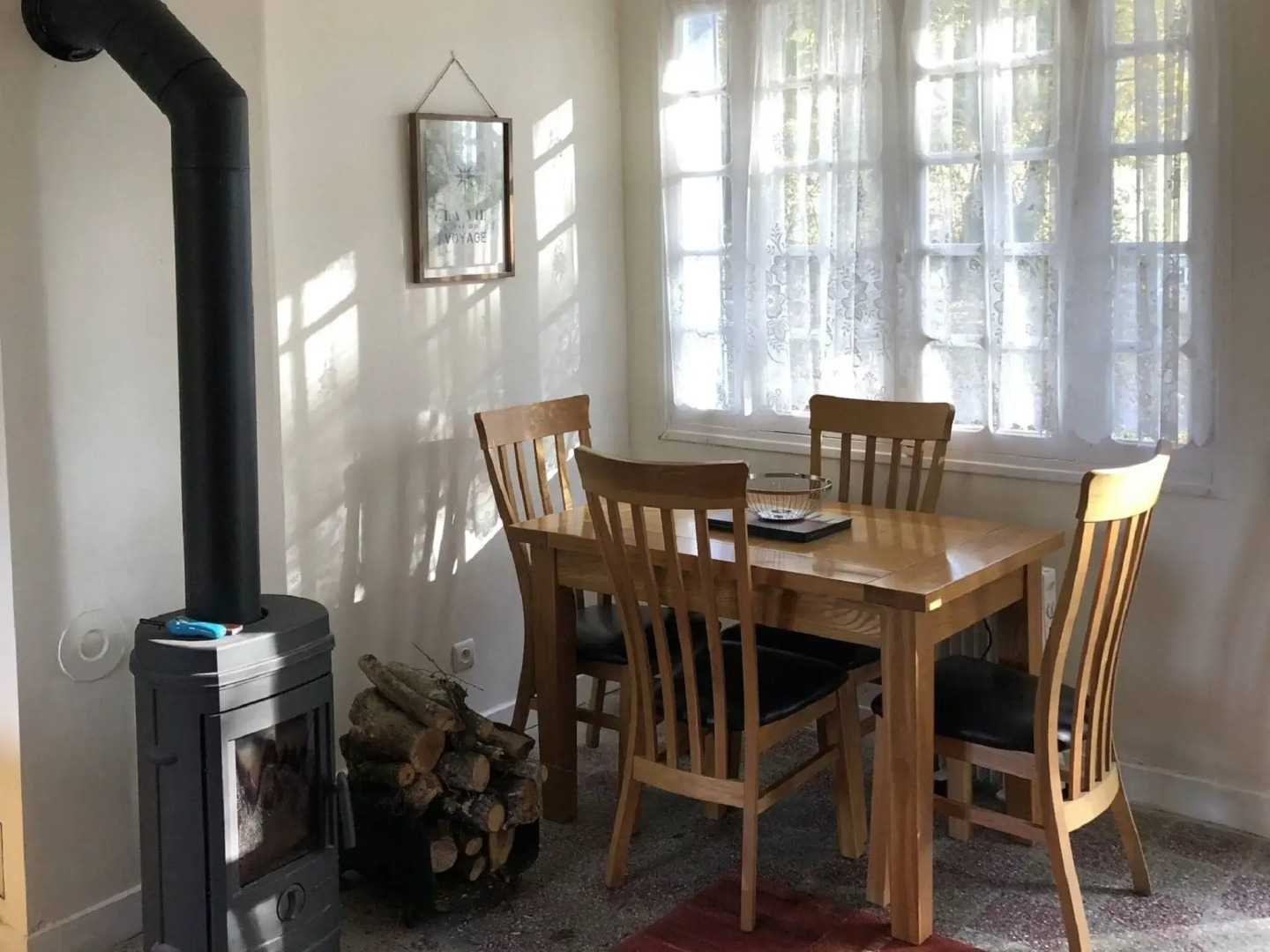 Nestling in a beautiful setting on the edge of the Forest of Tronçais