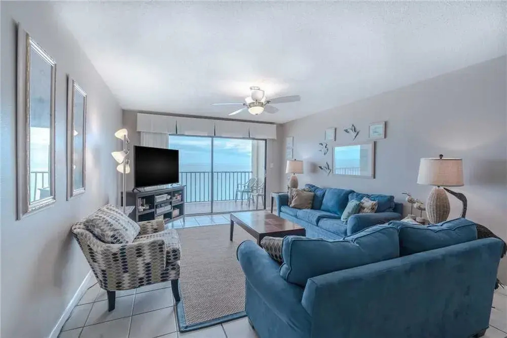 Las Brisas 404 - Three Bedroom Condo