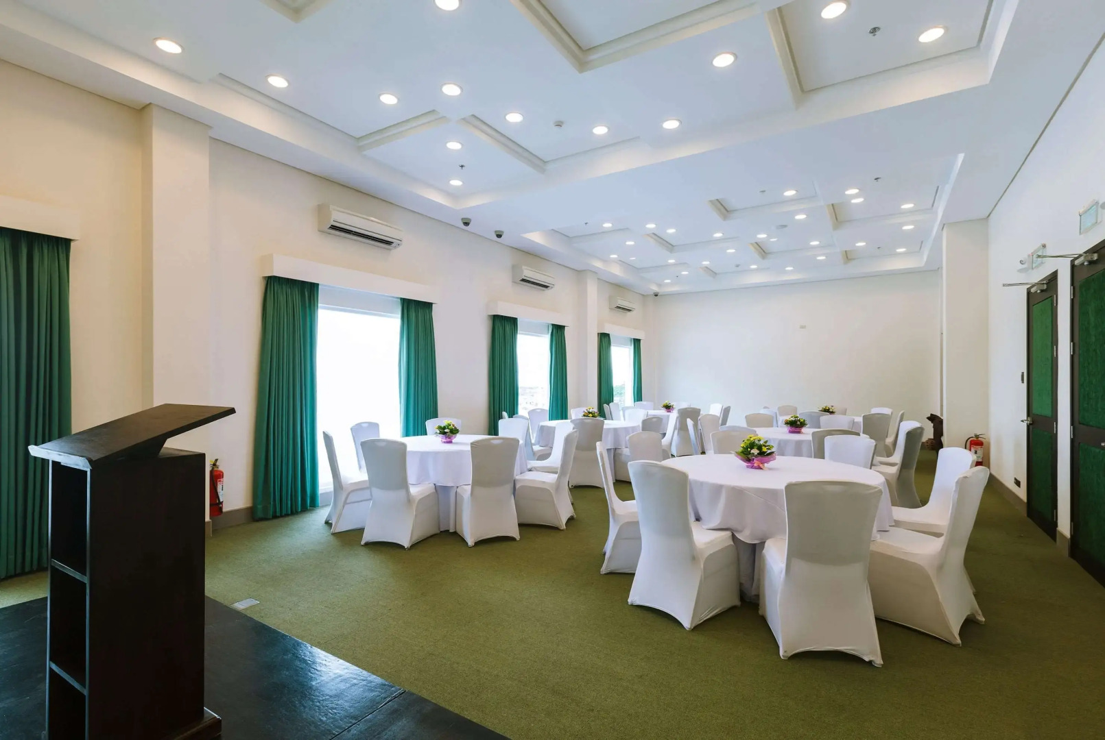 Microtel by Wyndham South Forbes near Nuvali