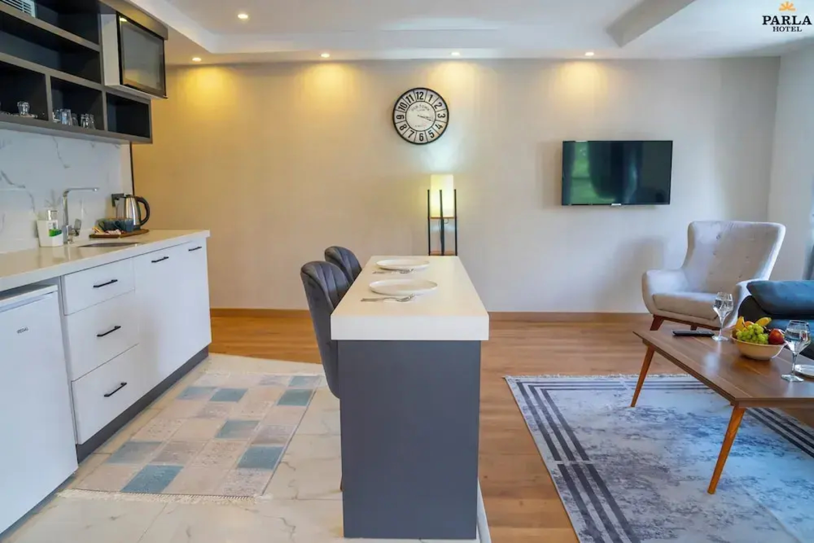 Parla Suite Hotel