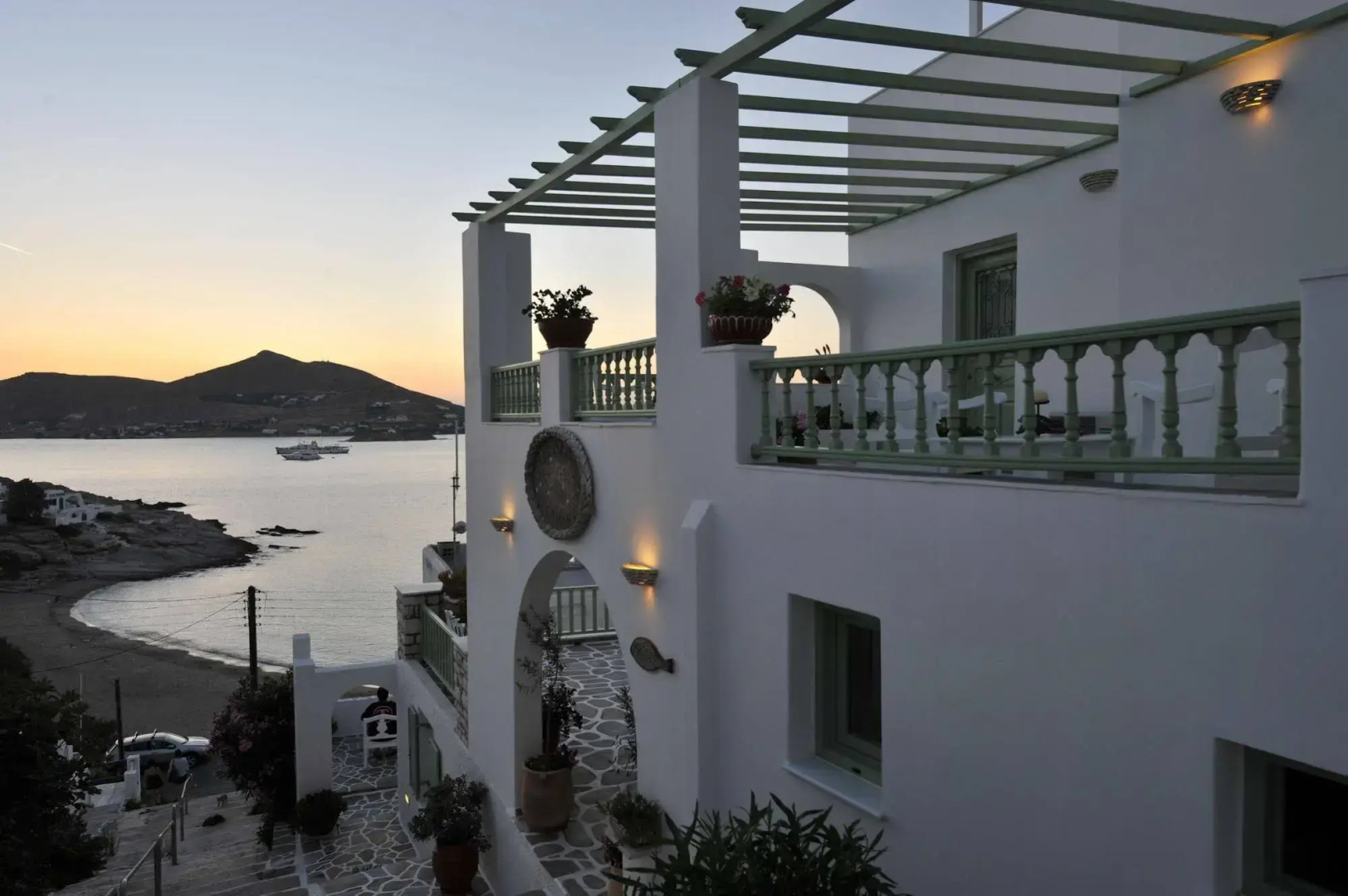 Villa Isabella Studios & Suites