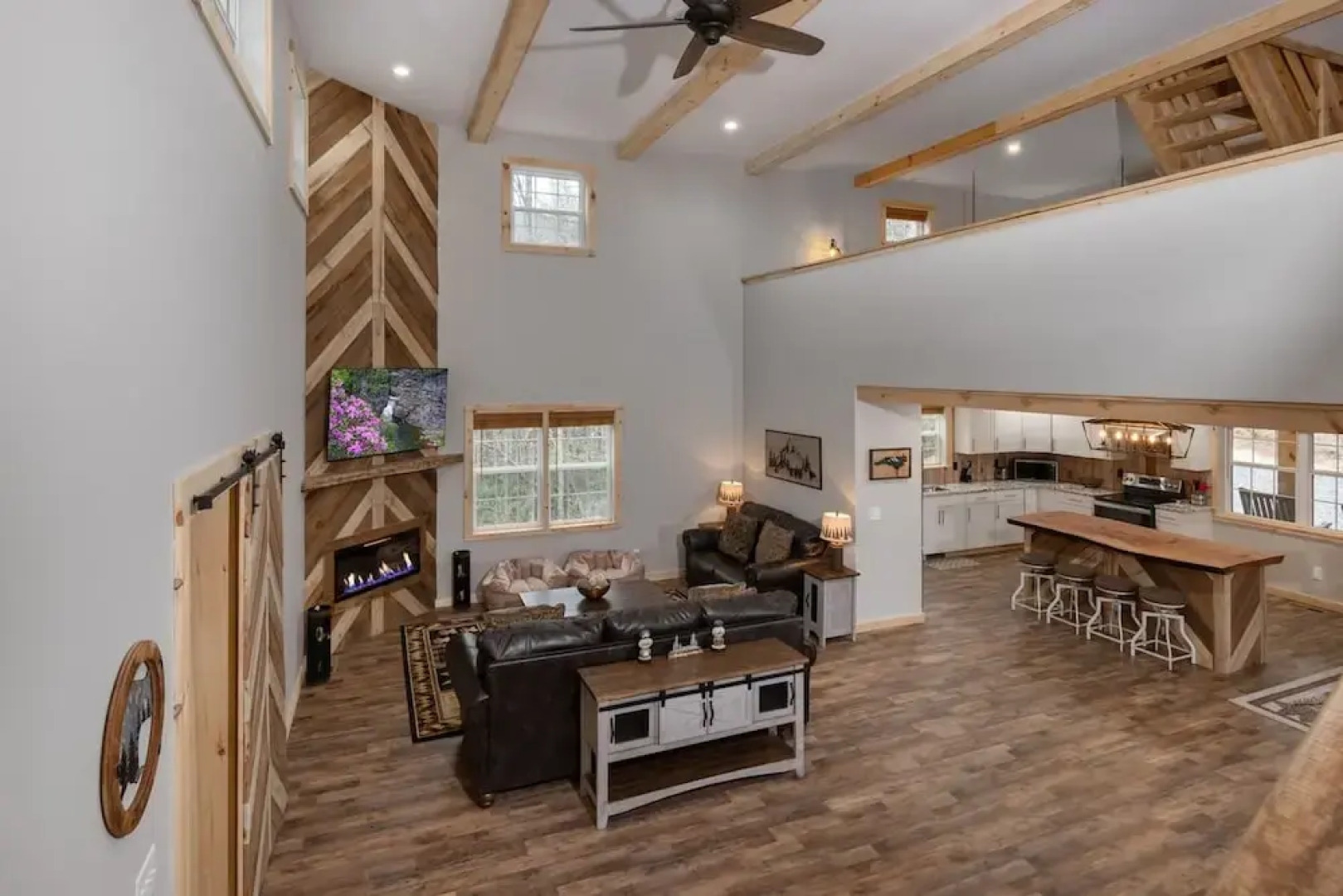 Boone Getaway Dog Friendly Hot Tub Fire Pit