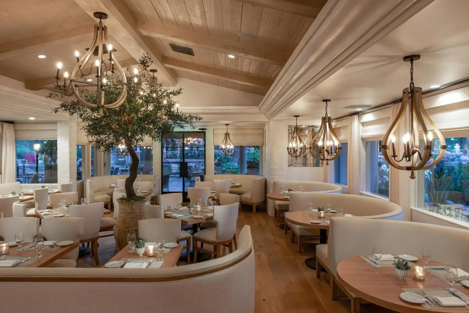 Westlake Village Inn