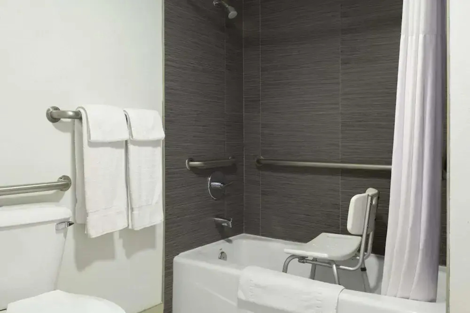 Days Inn By Wyndham Downey