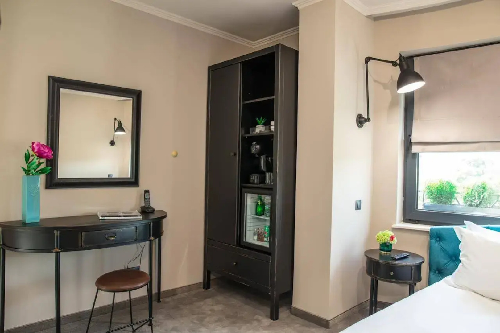 Reverence Hotel