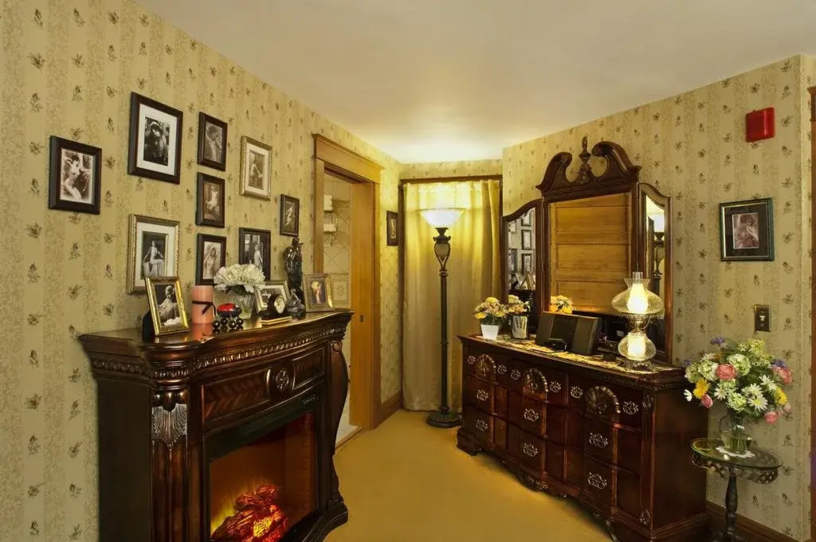 The Historic Elk Mountain Hotel