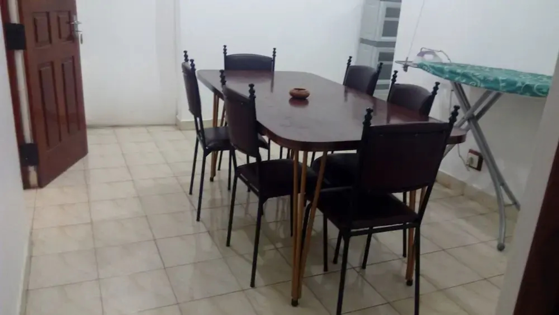 Sarathchandra Tourist Guest House