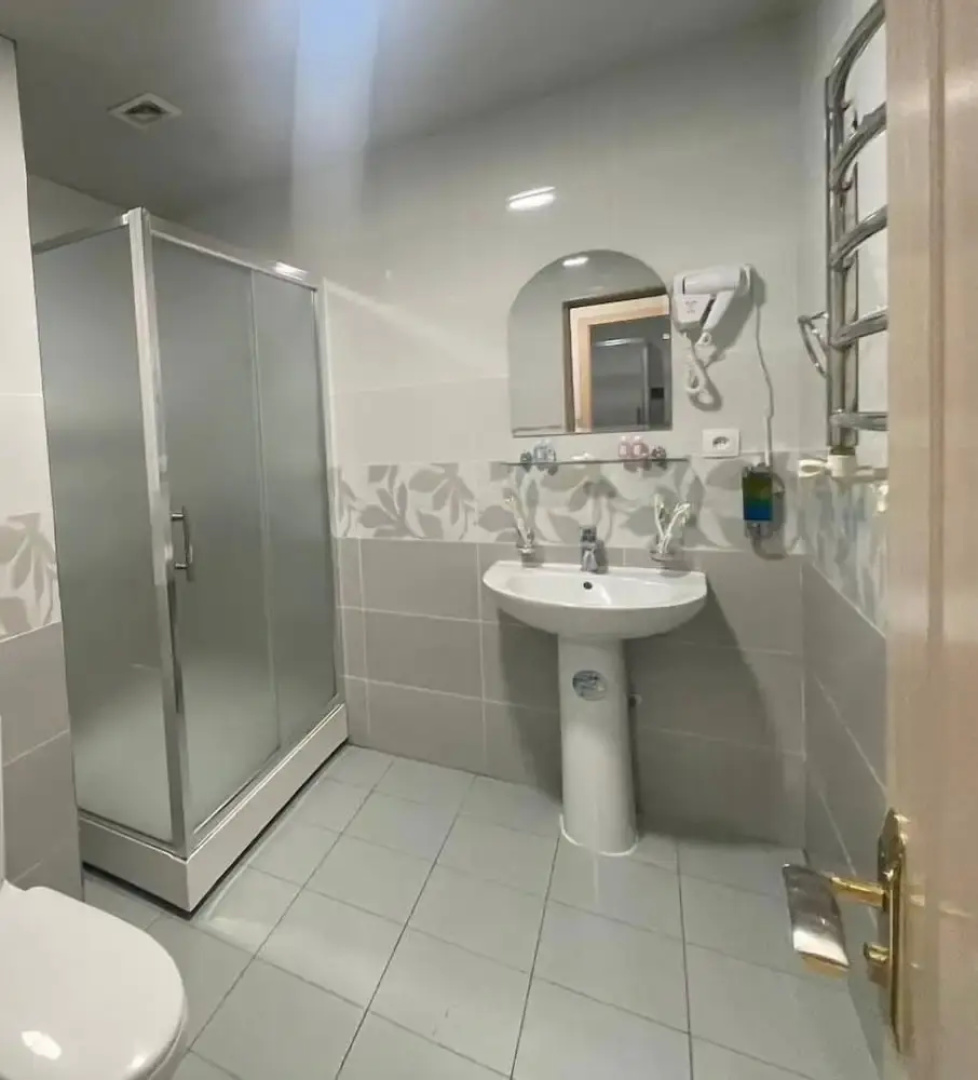 Мини-отель Alisher Hotel