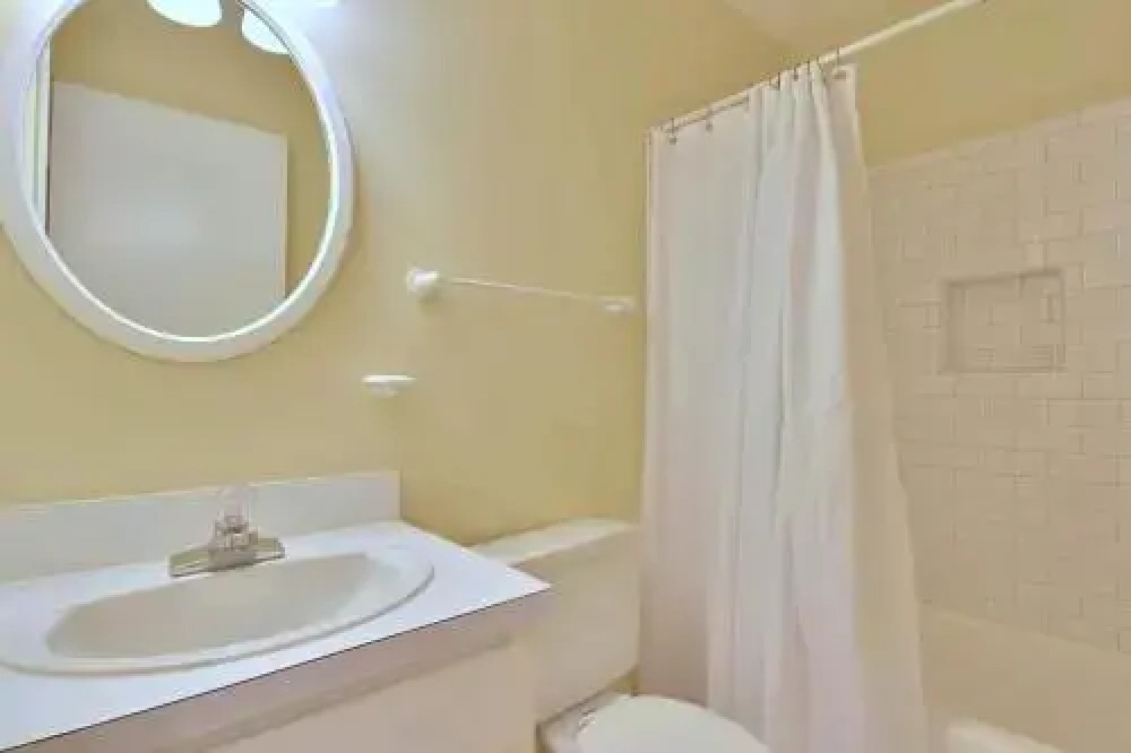 1040 Sparrow Pond Cottage