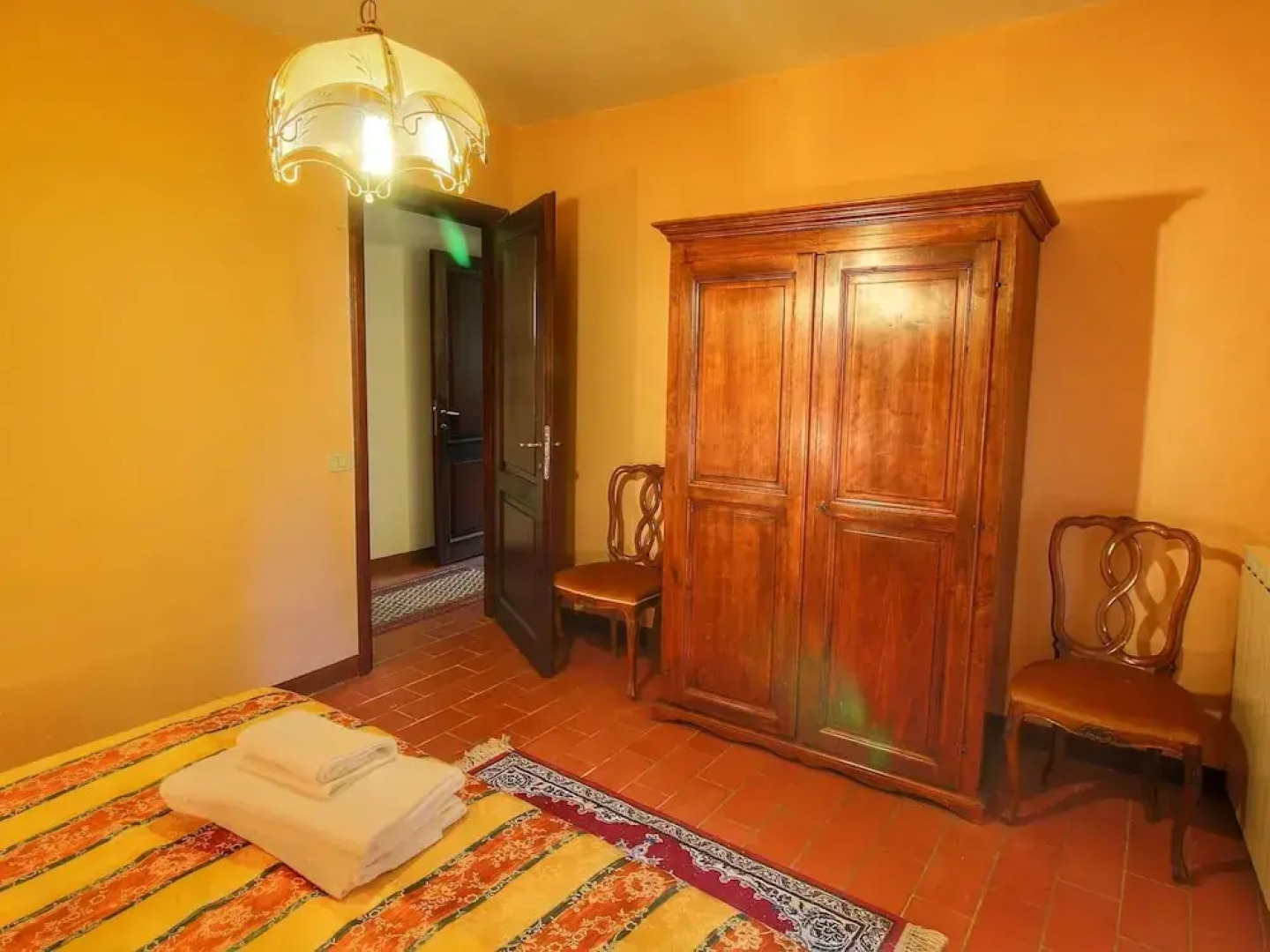 Farmhouse in Umbria Near Palazzo Bourbon