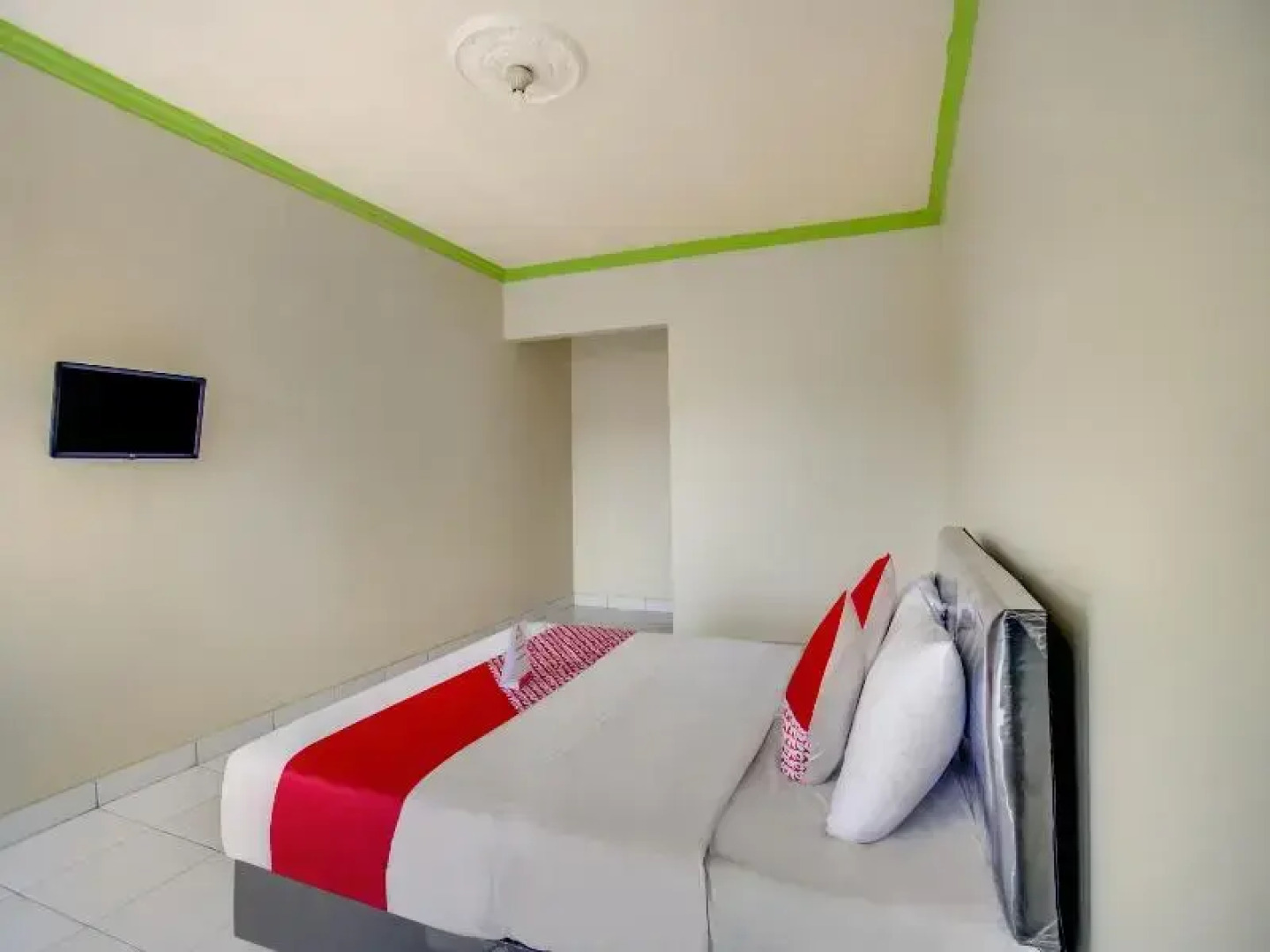 Anjum Residence by OYO Rooms