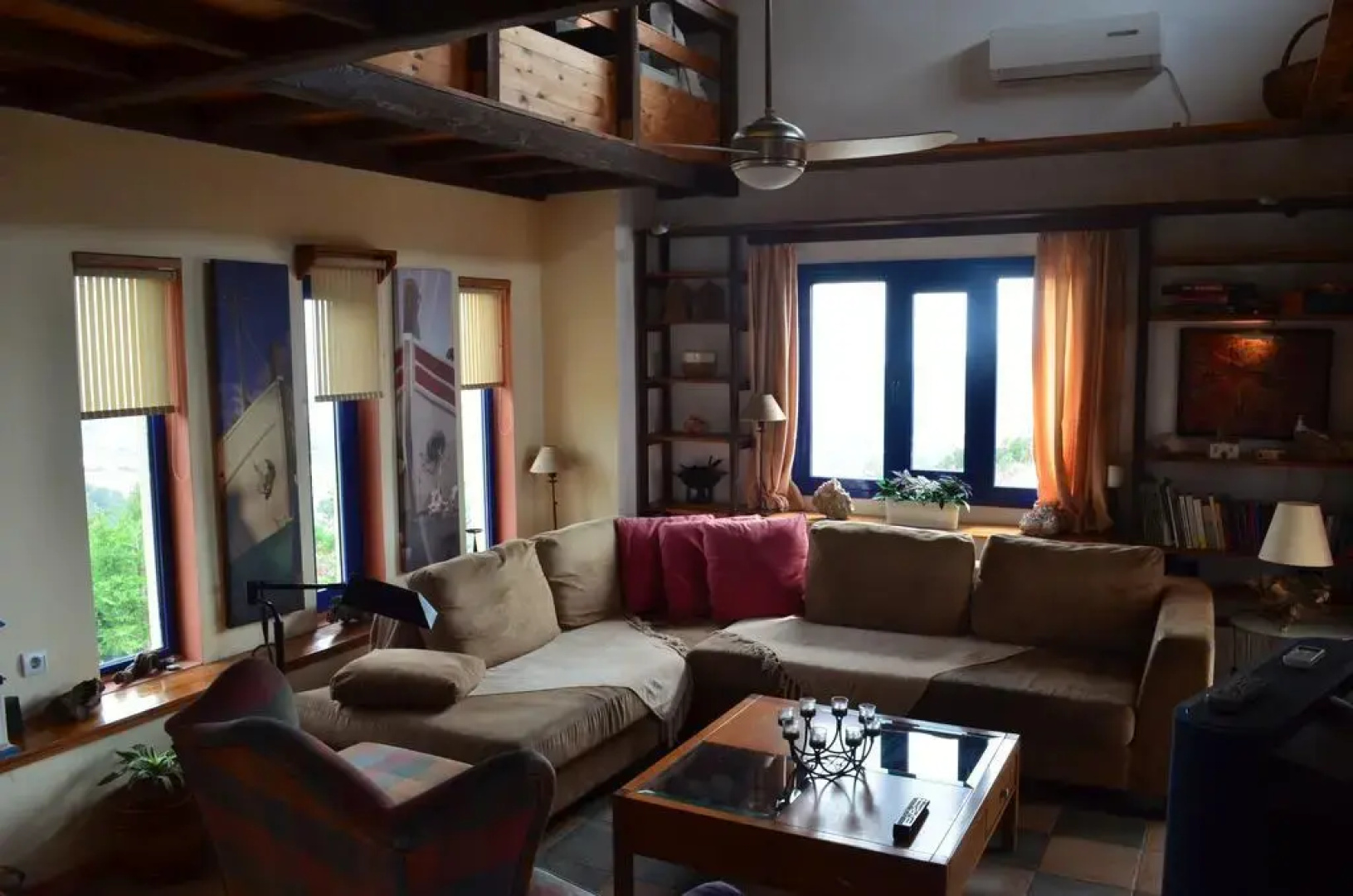 Villa Aerides
