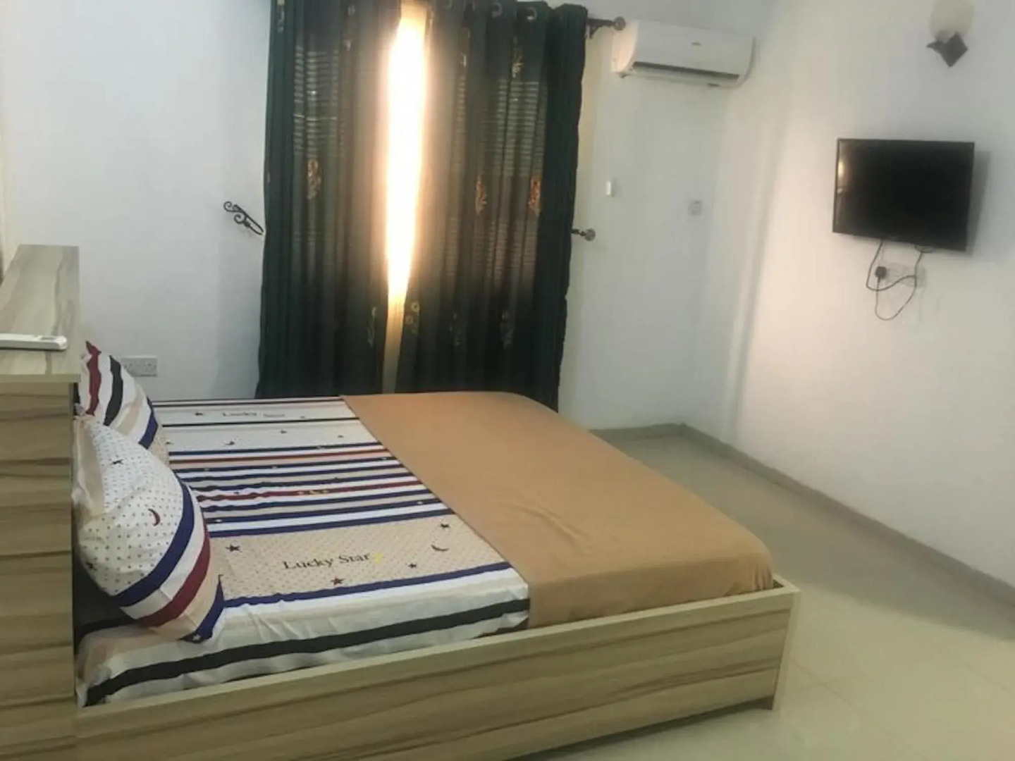 Bucker's Palace Hotel