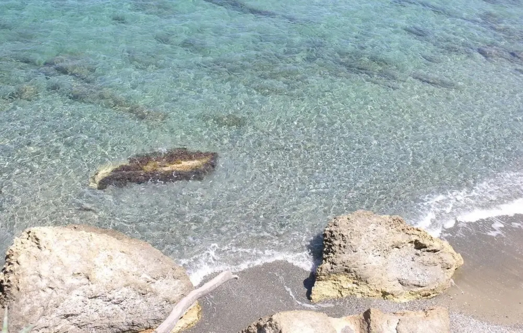 Amazing Home in Ampela, Paros With 3 Bedrooms and Wifi