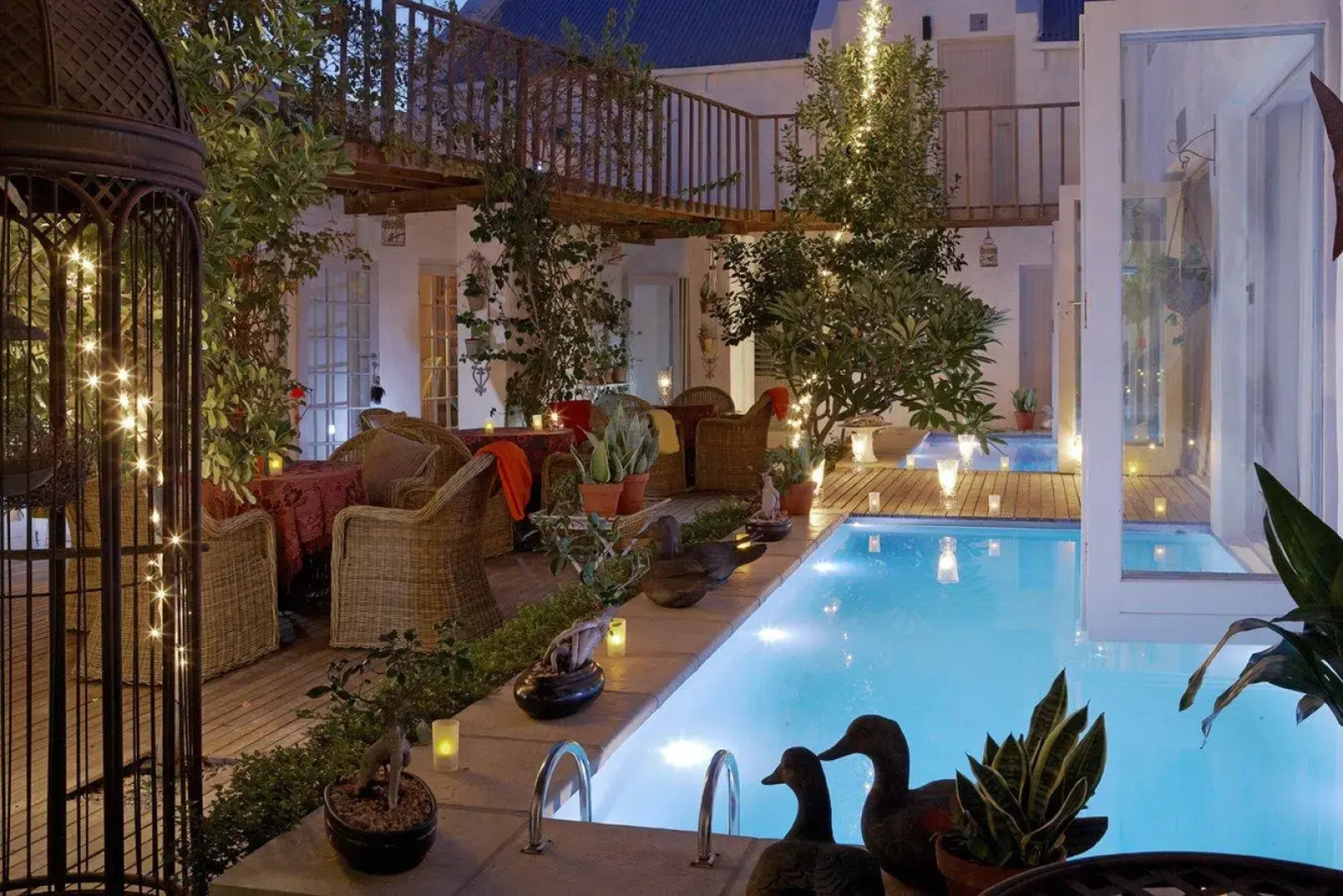 Abalone Hotel & Villas