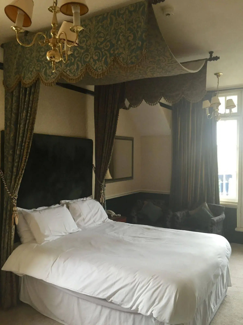 Regency Hotel