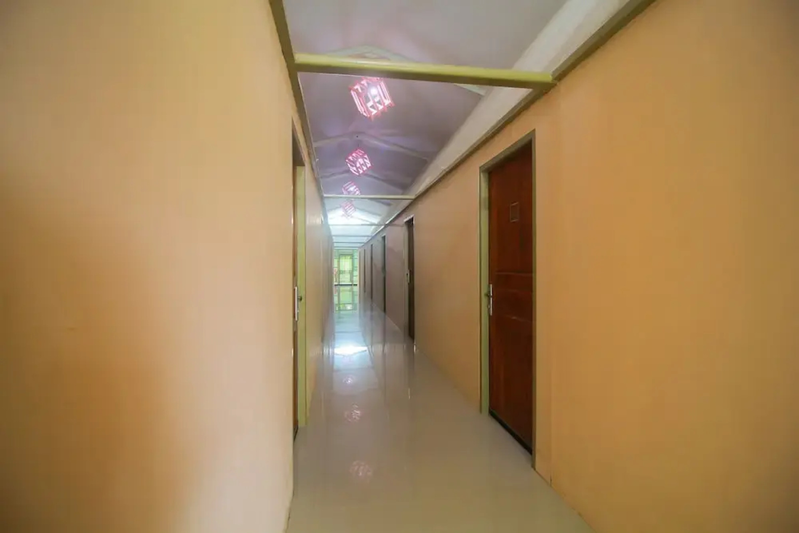 Taman Homestay Syariah by OYO Rooms