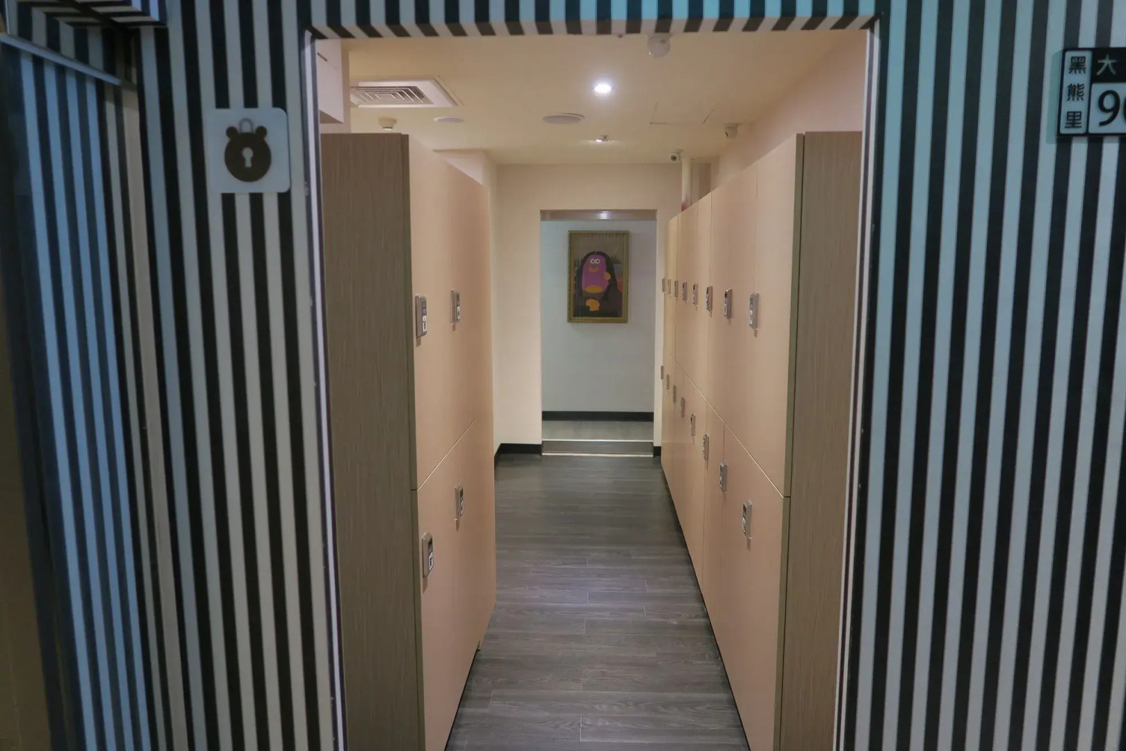 Heybear Capsule Hotel