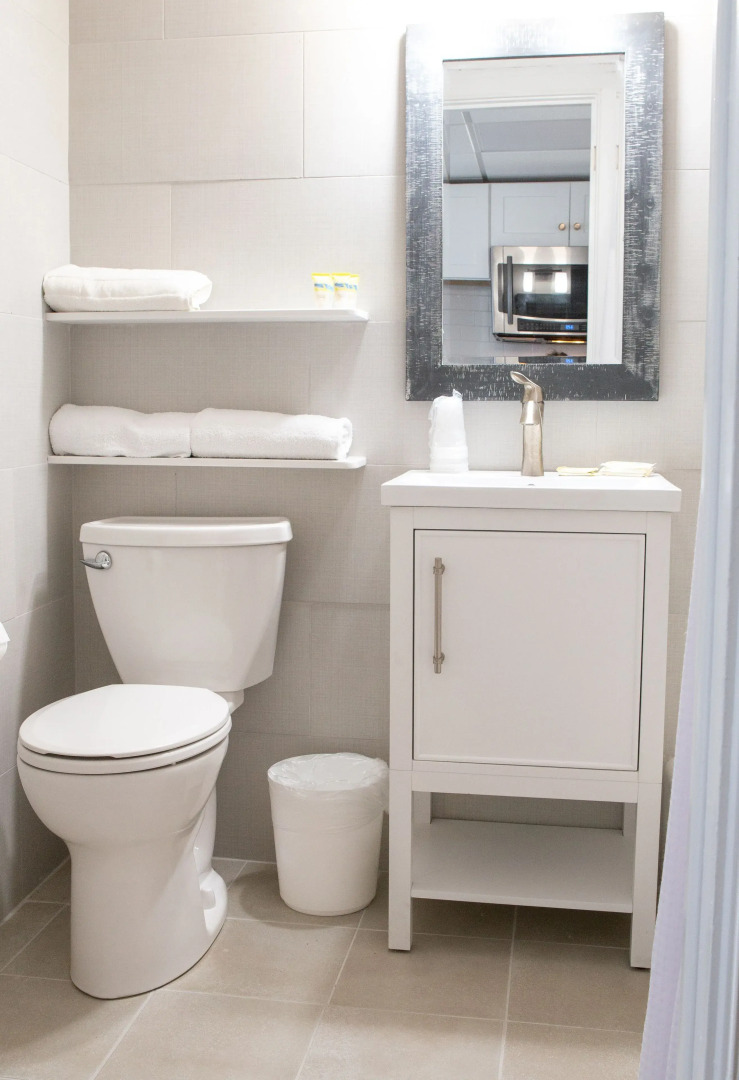 Bristol Plaza Resort Motel