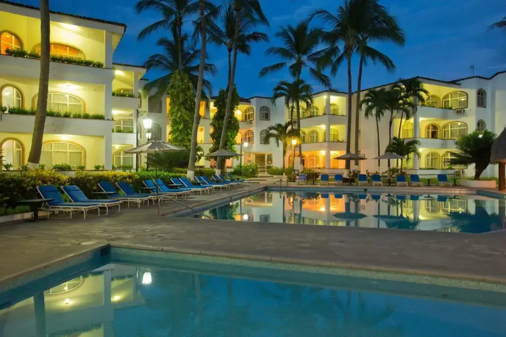 Vista Vallarta All Suites on the Beach