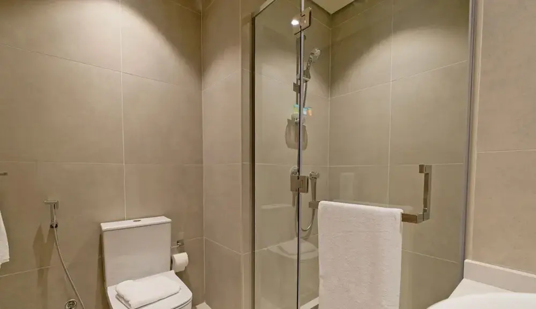 LUX The Modern Marina Suite 2 bed