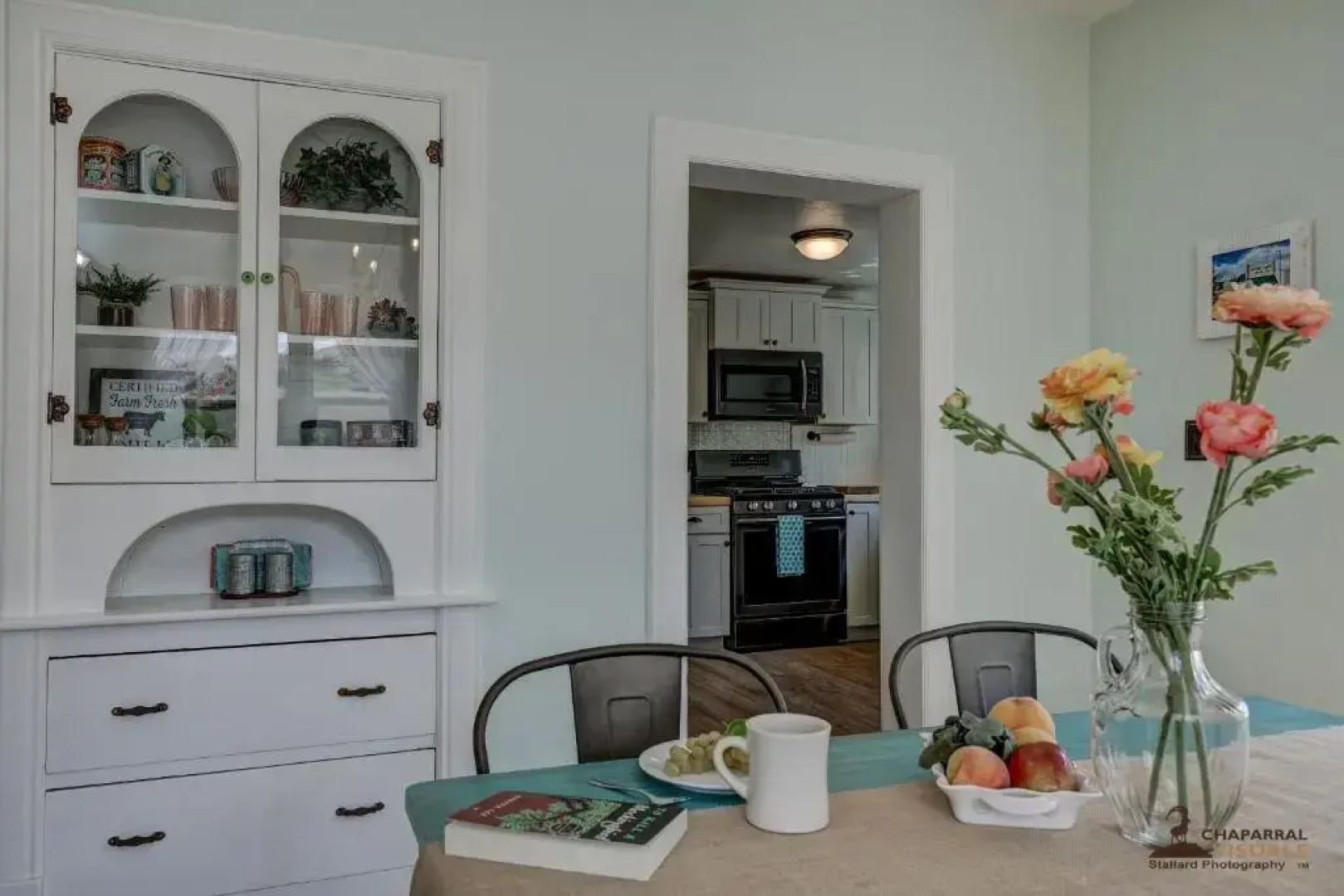 Orchard Cottage by Kabino