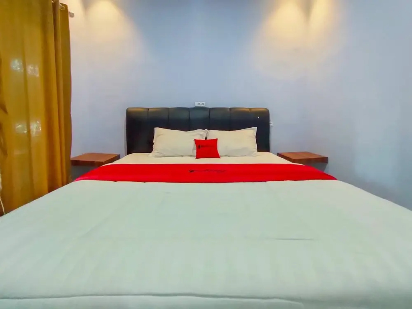 RedDoorz Syariah near Stasiun Wates