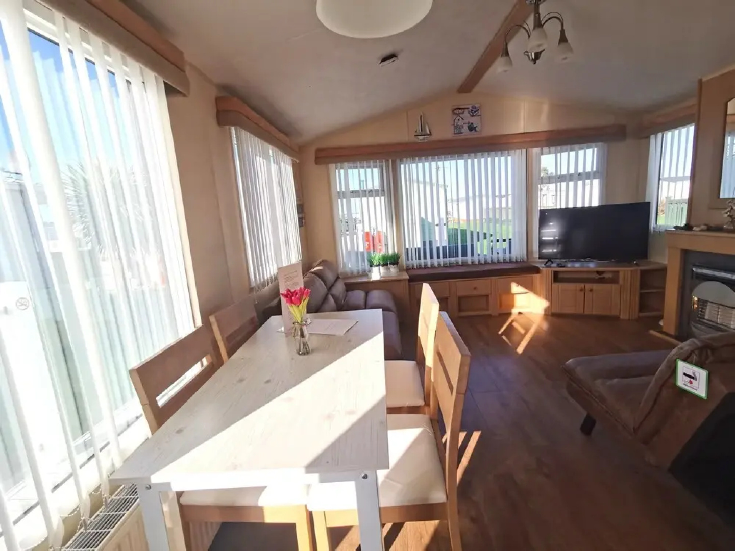 Sea and Mountain View Sunbeach Holiday Snowdonia