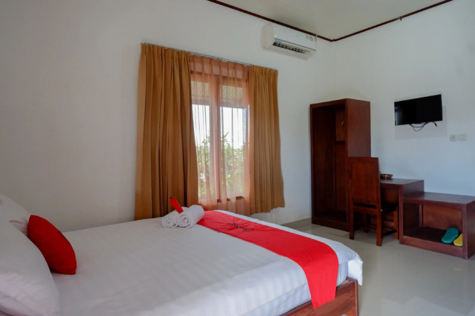 RedDoorz @ Tomia Island Wakatobi