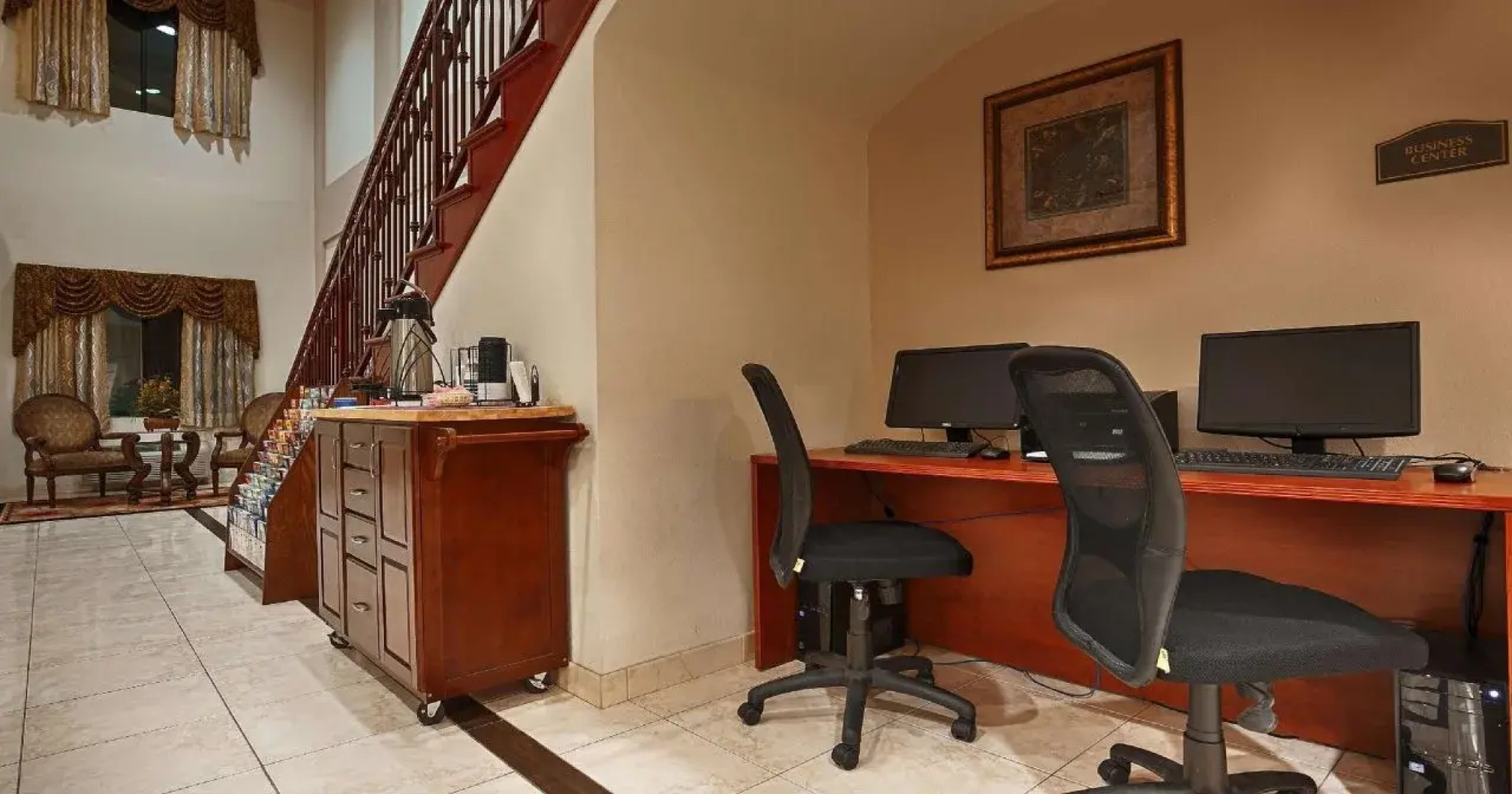 Best Western Plus Lake Elsinore Inn & Suites