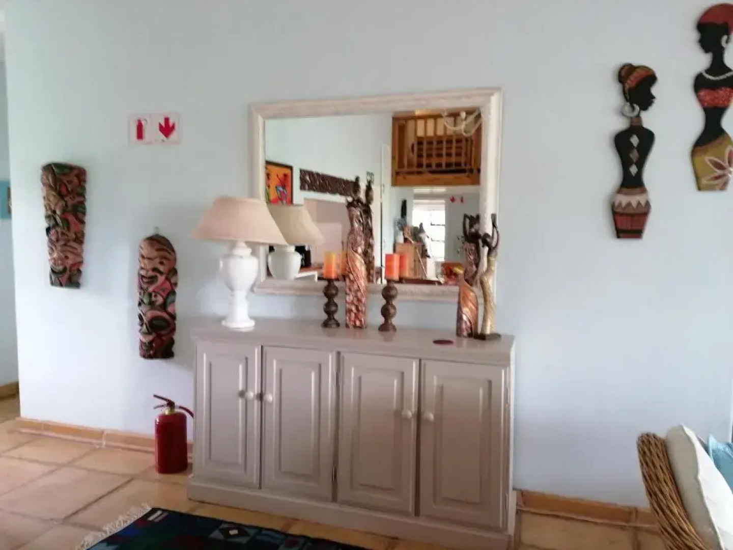 Laughing Gecko Lodge2