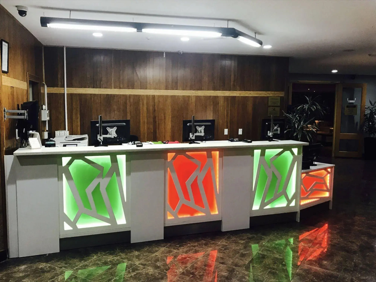 Kiwi Airport Backpackers