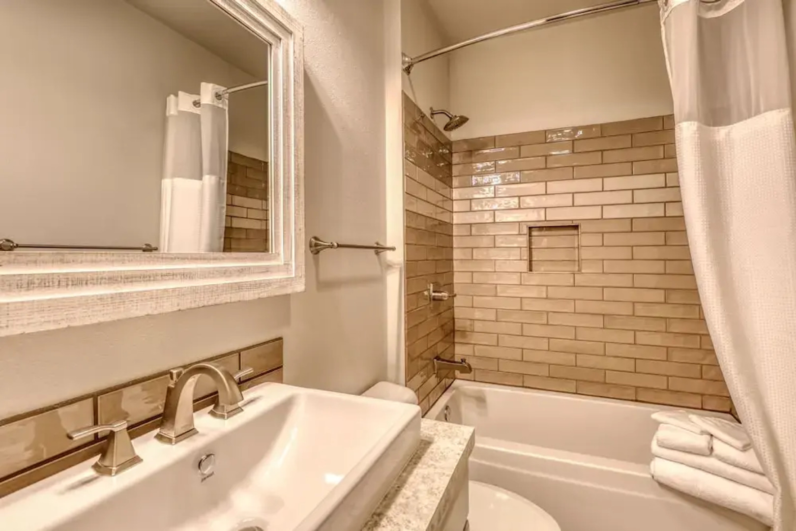 Thomas Jefferson Inspired Condo Near Mt Rushmore