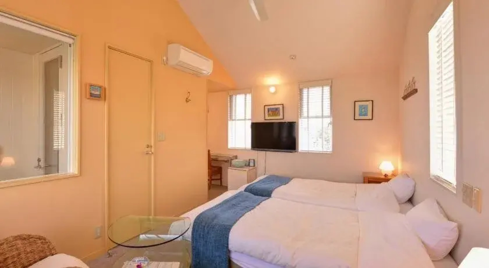 Cafe Hotel ISOLA BELLA