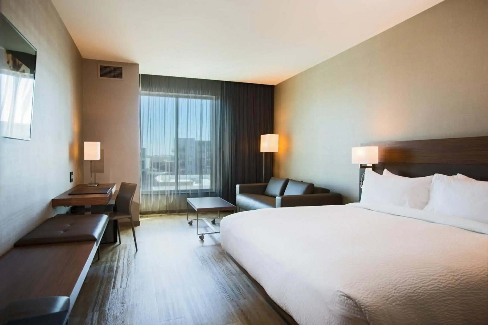 AC Hotel by Marriott Cincinnati at Liberty Center