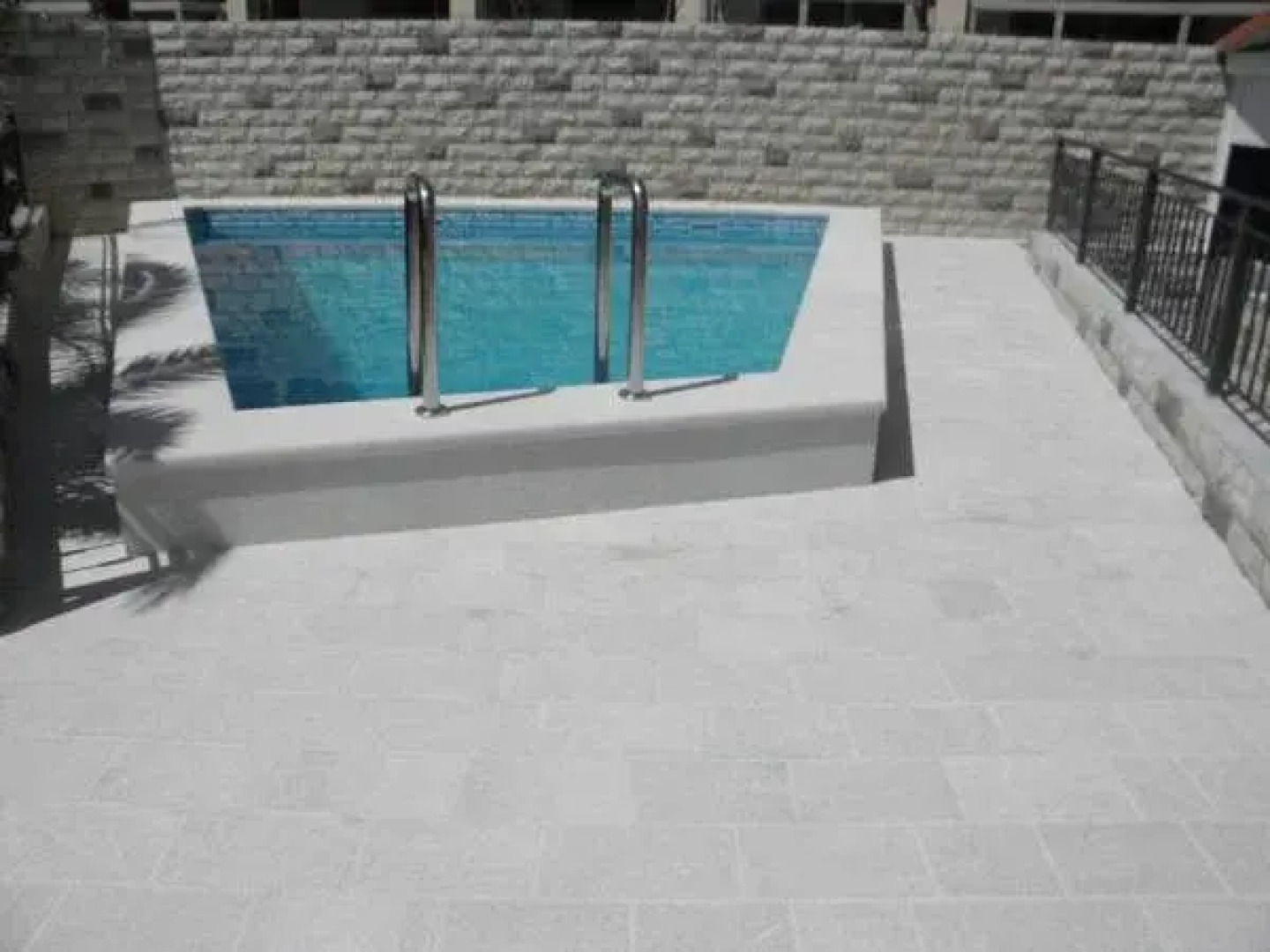 Private Accommodation Ivanovic