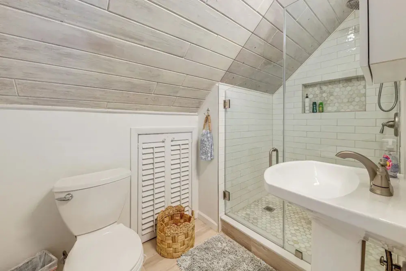 Waterfront Gem w/ Decks, Views & More in Key Largo