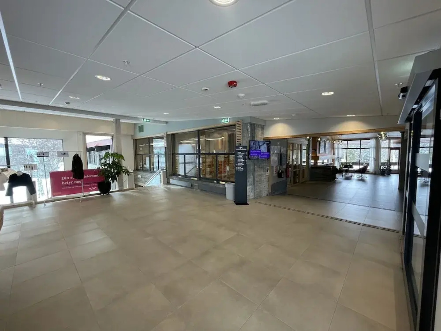 Raulandsakademiet og Vandrerhjem