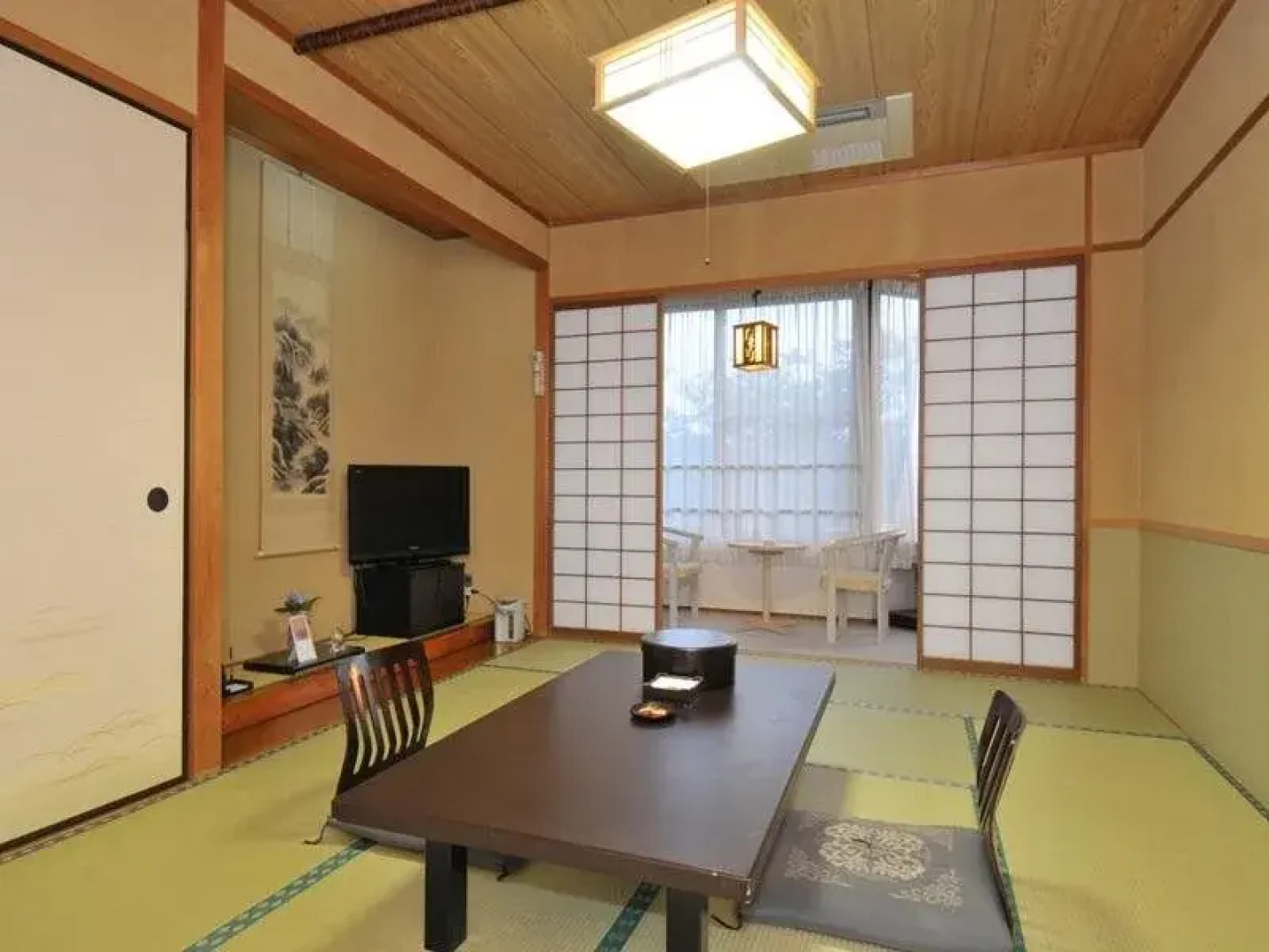 Menard Aoyama Resort