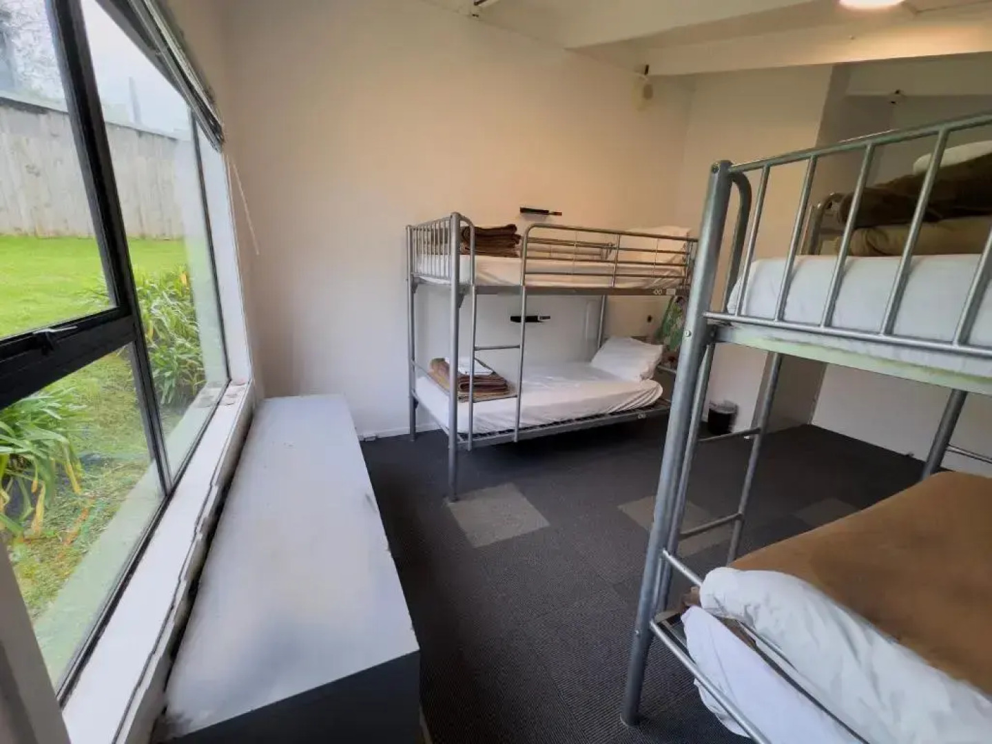 Waiheke Backpackers Hostel