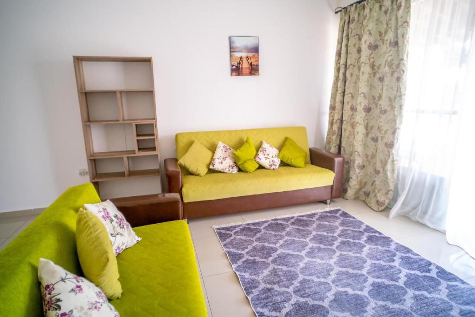 Spacious Three-Bedroom Apartment with Sea View A3