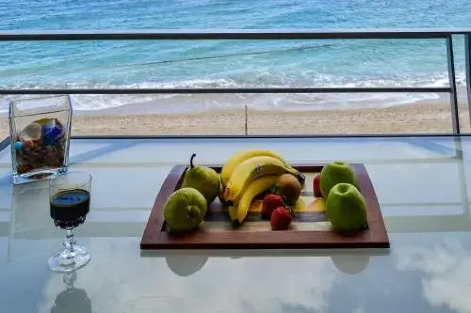 Eclectic Residence with Beach at the Doorstep