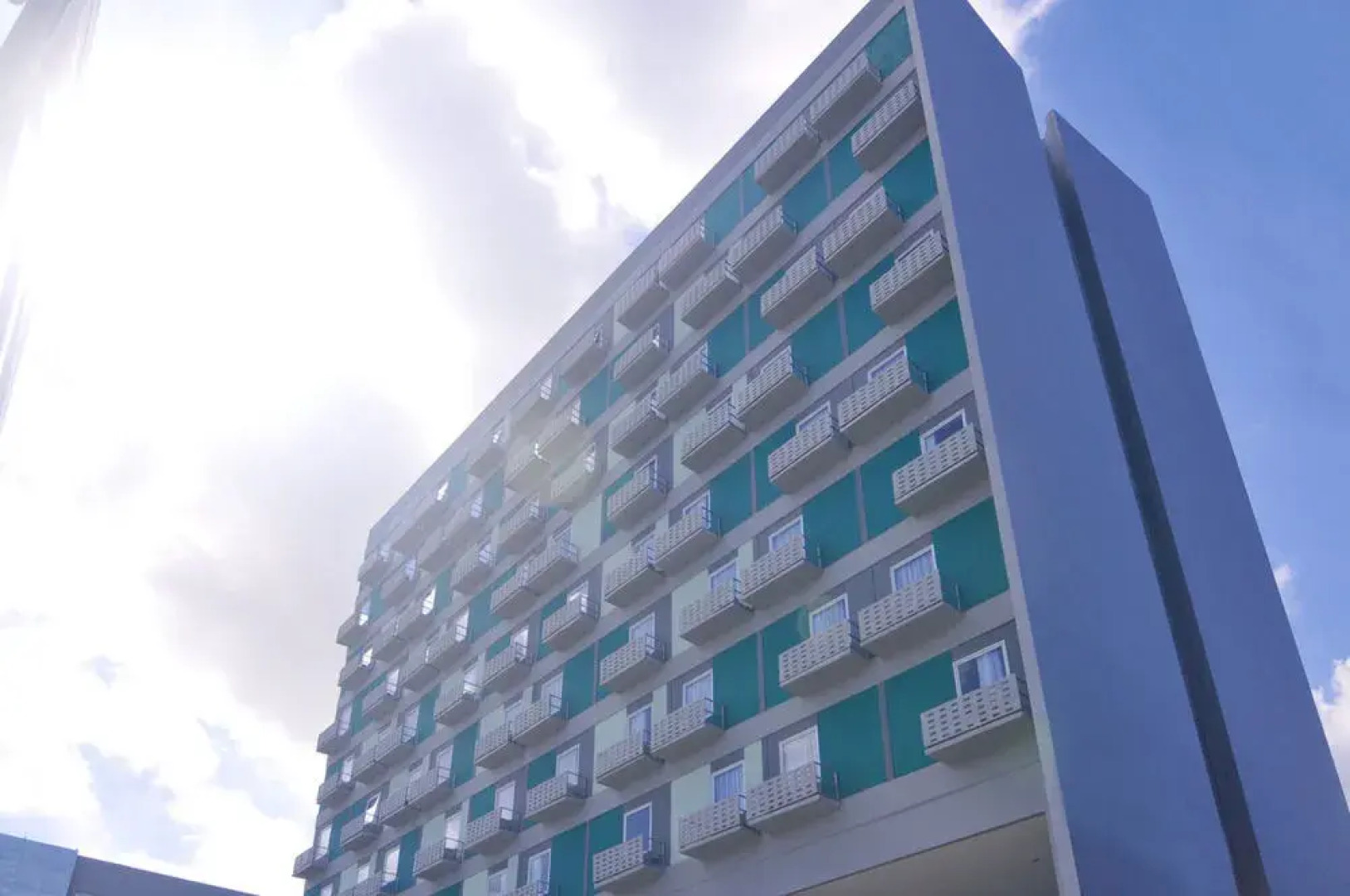 Airy Ratu Indah Mappanyukki Makassar