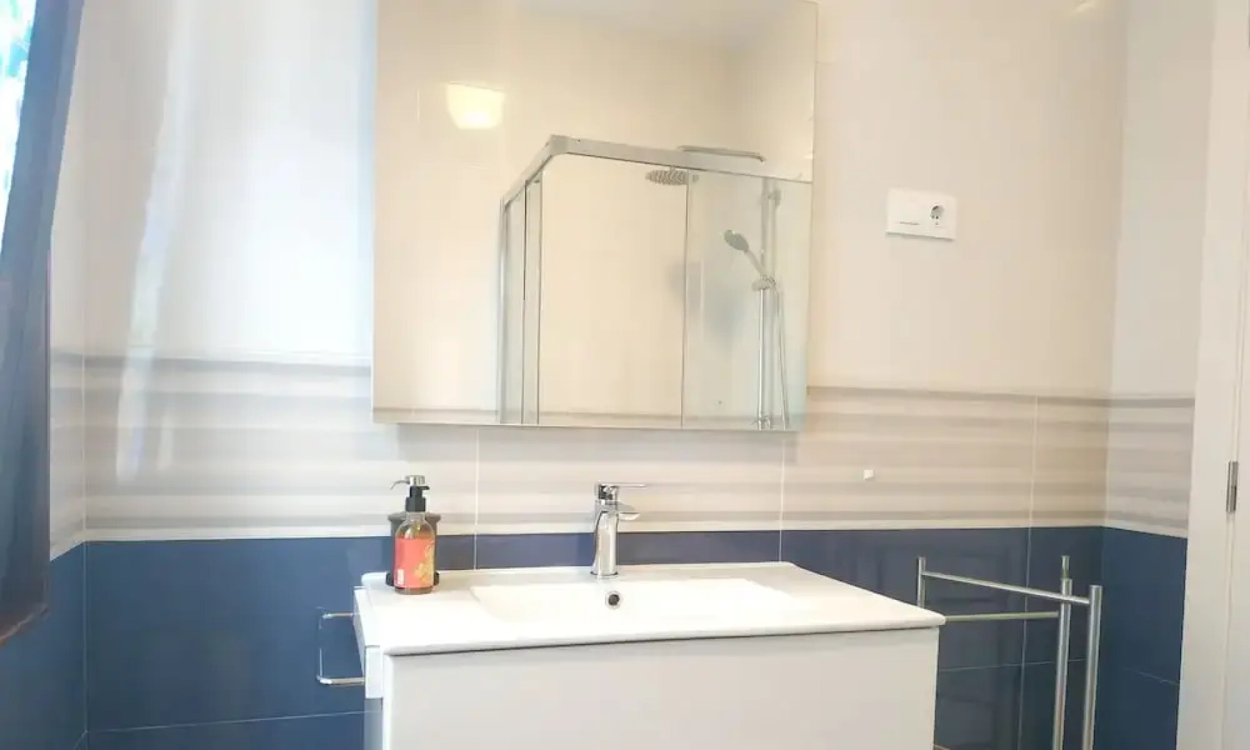 Apartment With 3 Bedrooms in Cee, With Balcony and Wifi Near the Beach