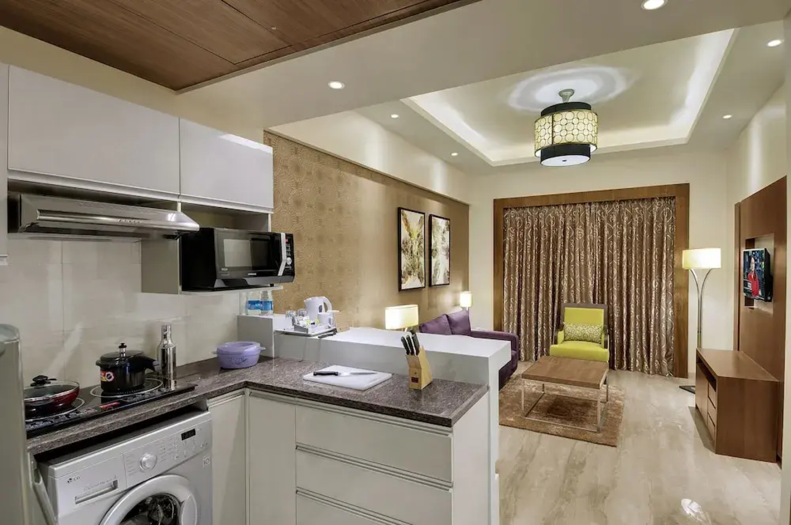 Hotel Express Inn