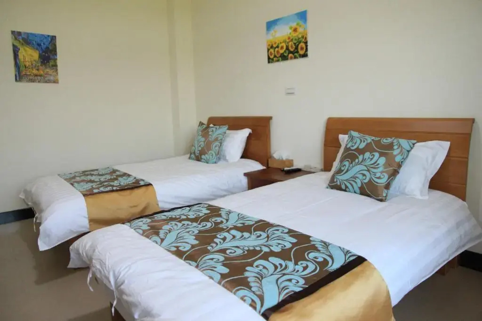 Ancient Official Road Homestay