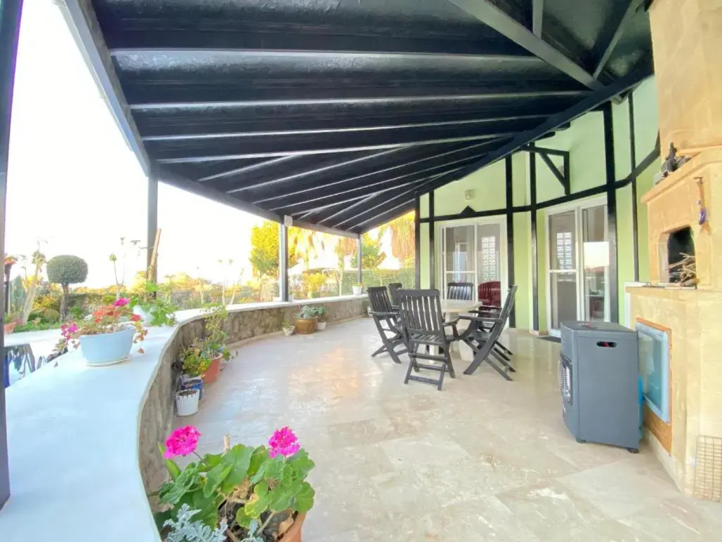 4 Bedroom Deluxe Villa with Mountain and Sea View