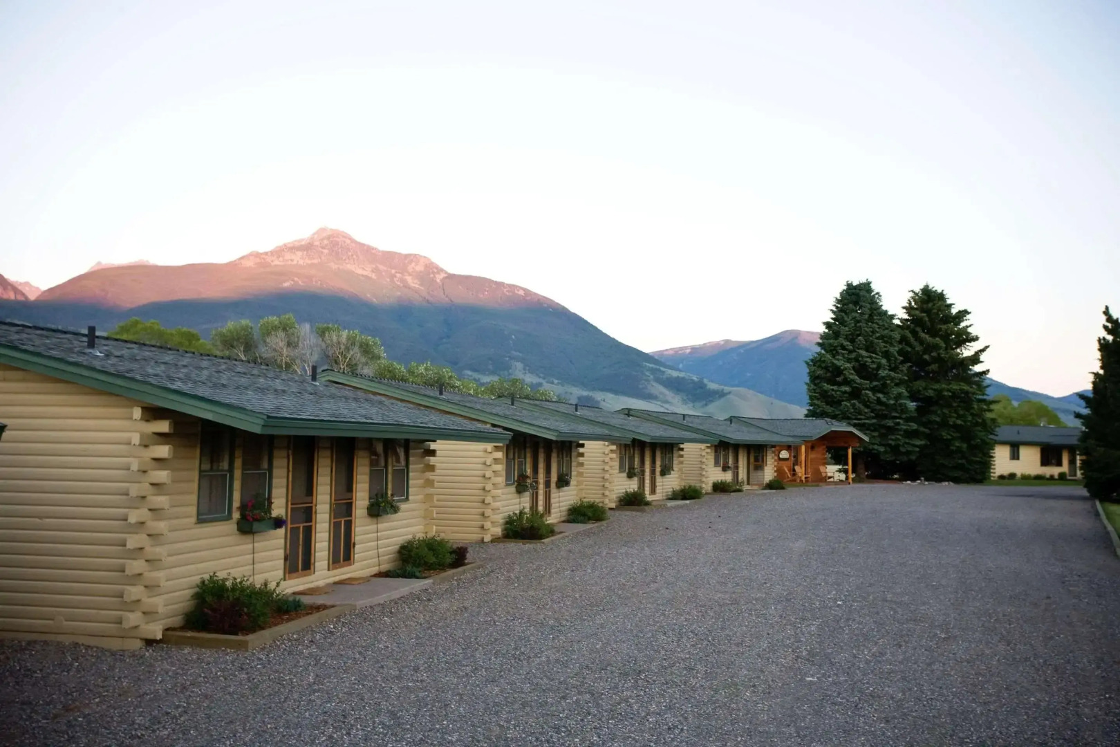 Yellowstone Valley Lodge, an Ascend Collection Hotel