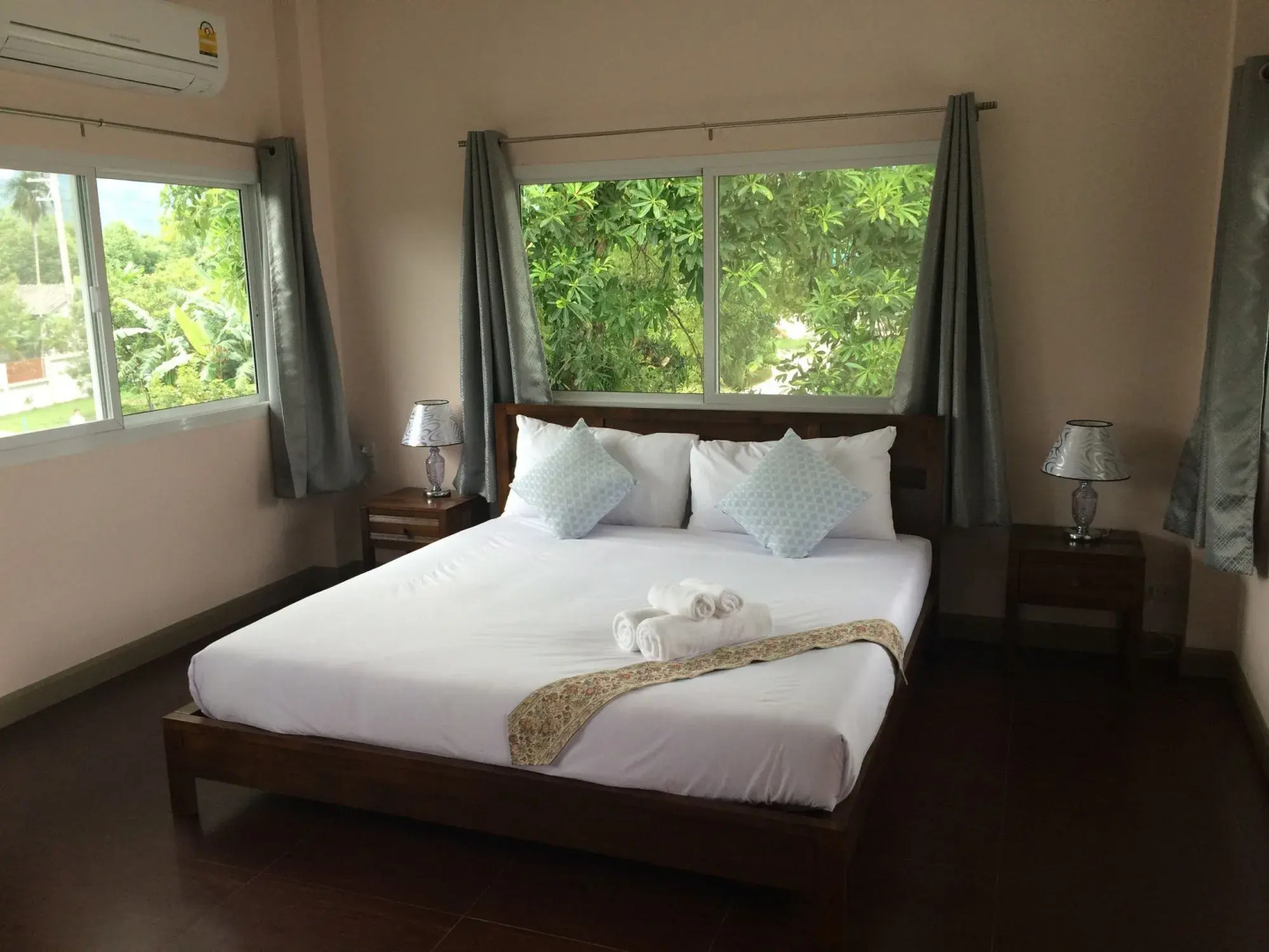 Baan Suan Khun Yaiy Nakhon Nayok