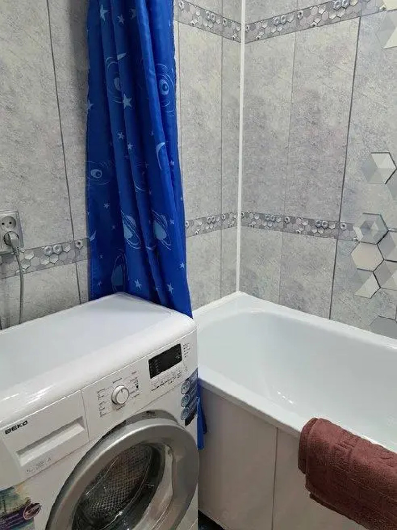 Апартаменты на проспекте Нефтяников 111В